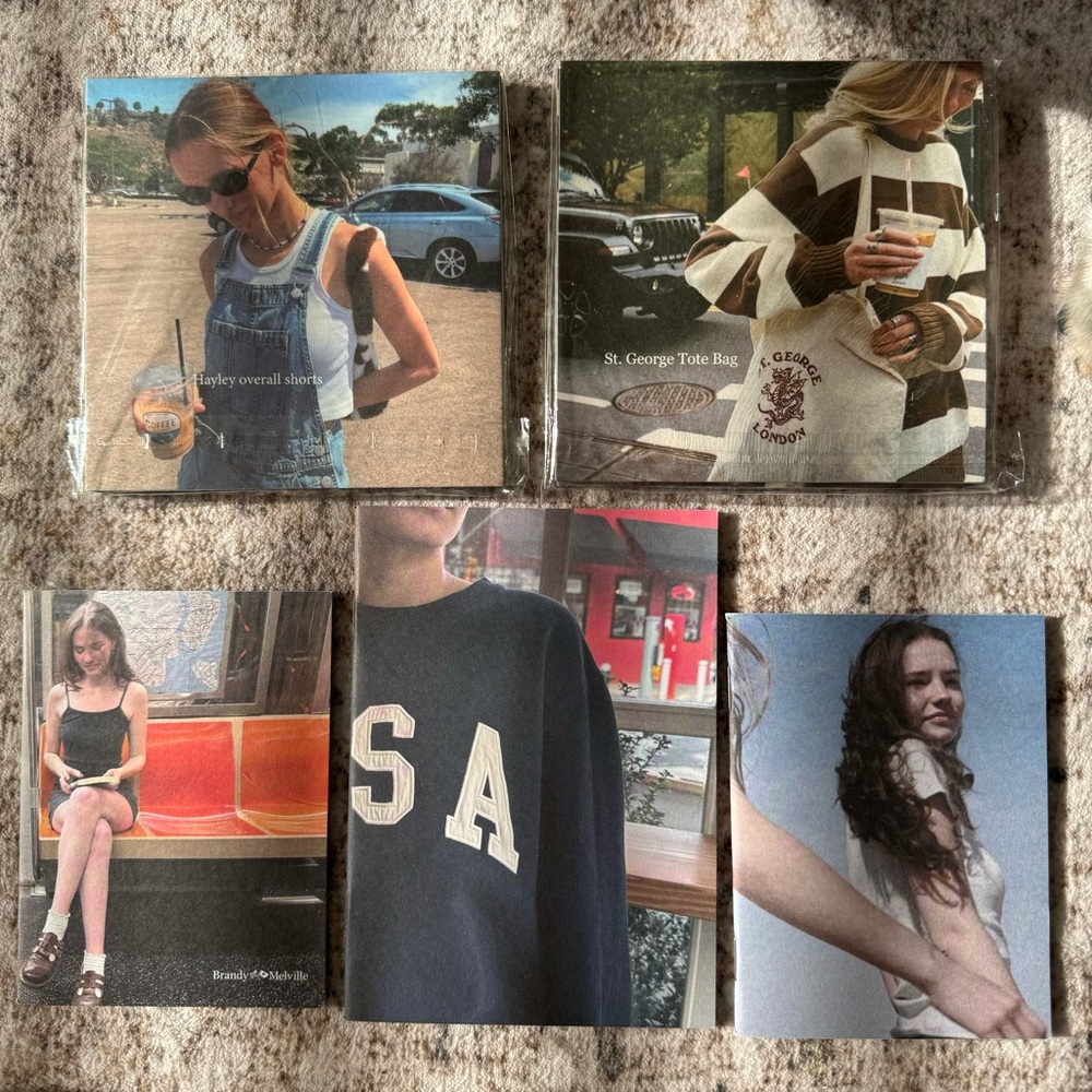 Brandy Melville Photo Cards Booklet